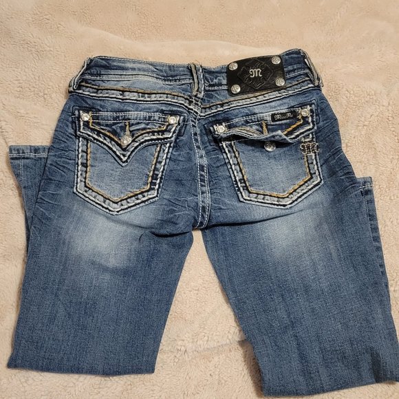 Miss Me Signature Cuffed Capri Jeans Size: 25 - Picture 8 of 13